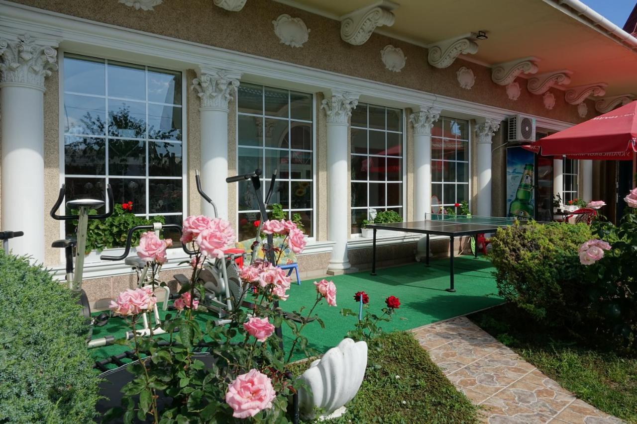 White House Apartments أوديسا المظهر الخارجي الصورة