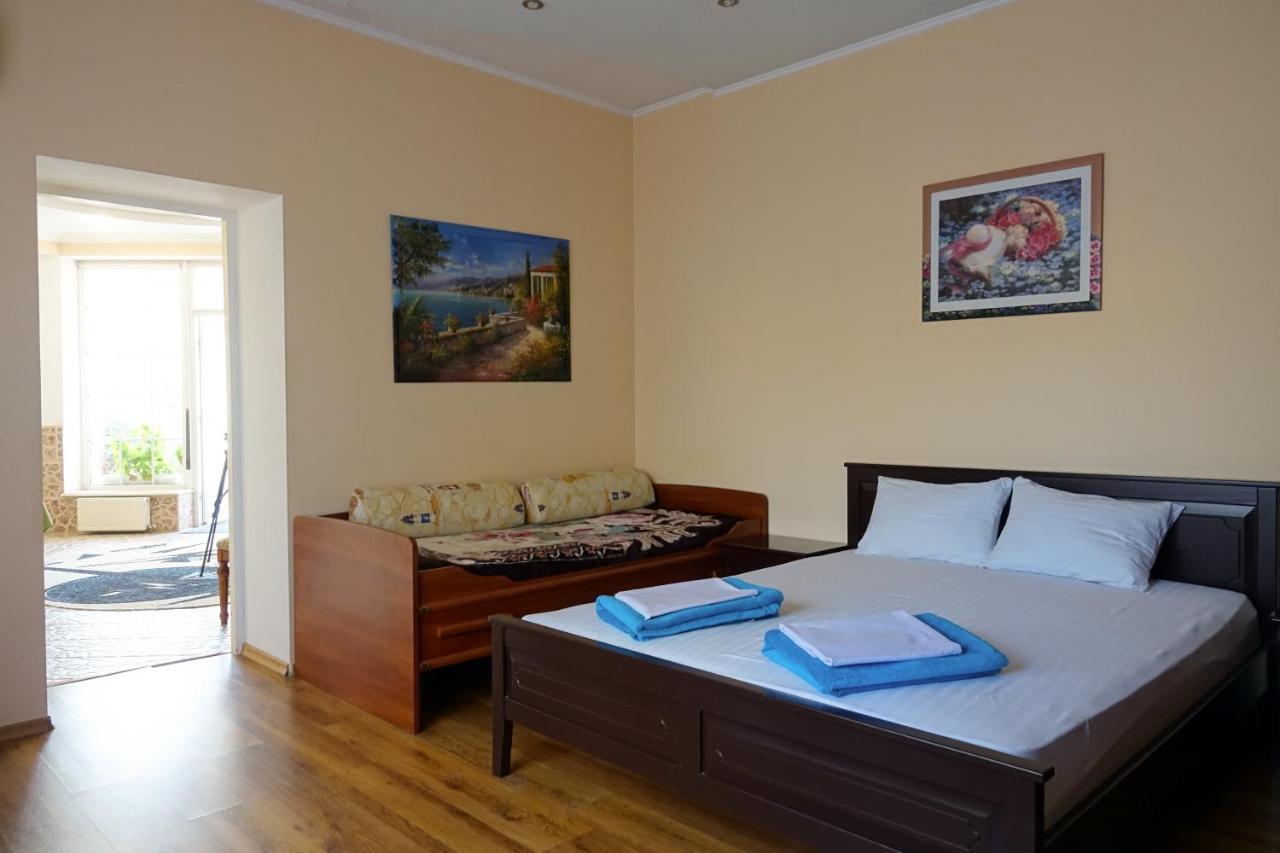 White House Apartments أوديسا المظهر الخارجي الصورة